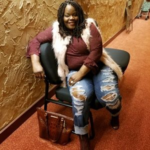 Meet your Posher, Sandra